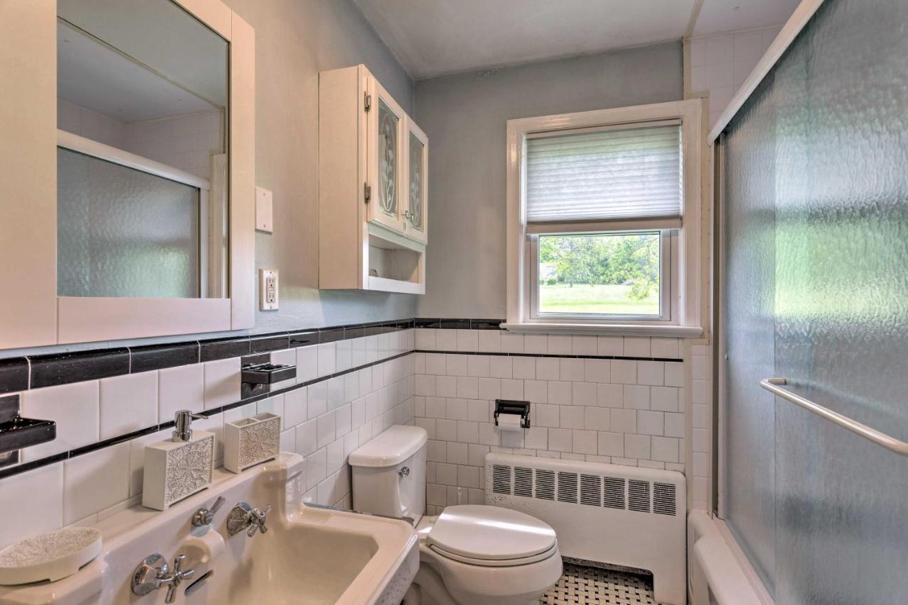 Cozy Middletown Home Near Beaches And Newport! Exterior photo